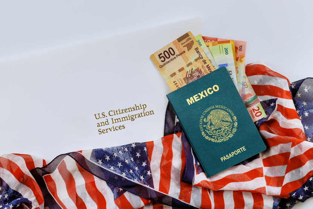 Passports, Mexican pesos, citizenship in United States a naturalization services are available for Mexican citizens